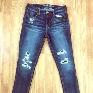Ripped American eagle jeggings